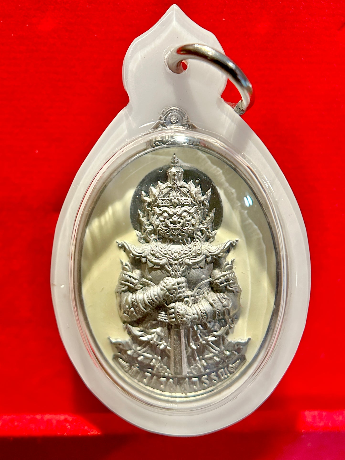Tao Wessuwan Silver Flame Guardian (White)