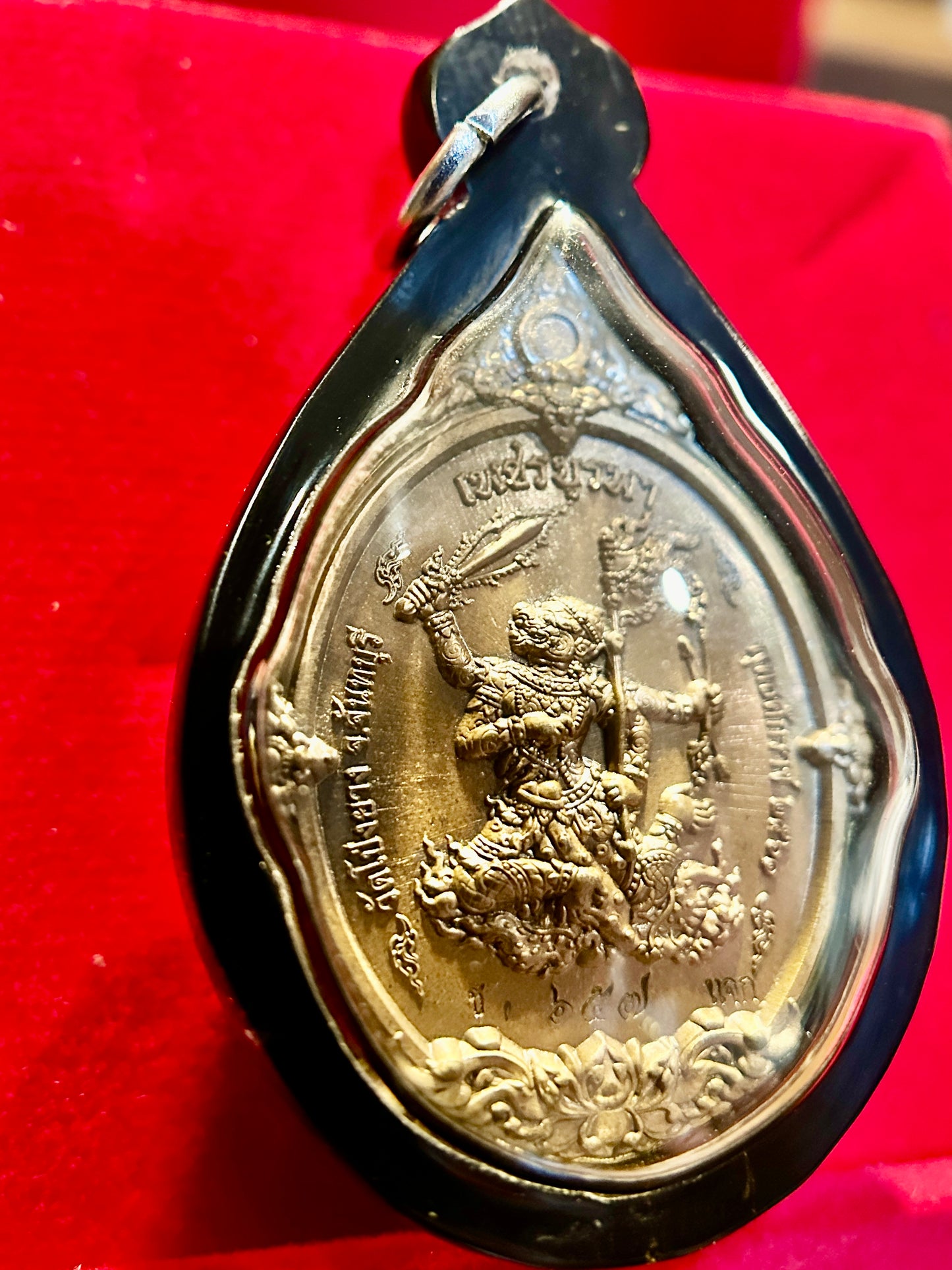 Hanuman Power & Peace (Brushed Gold)
