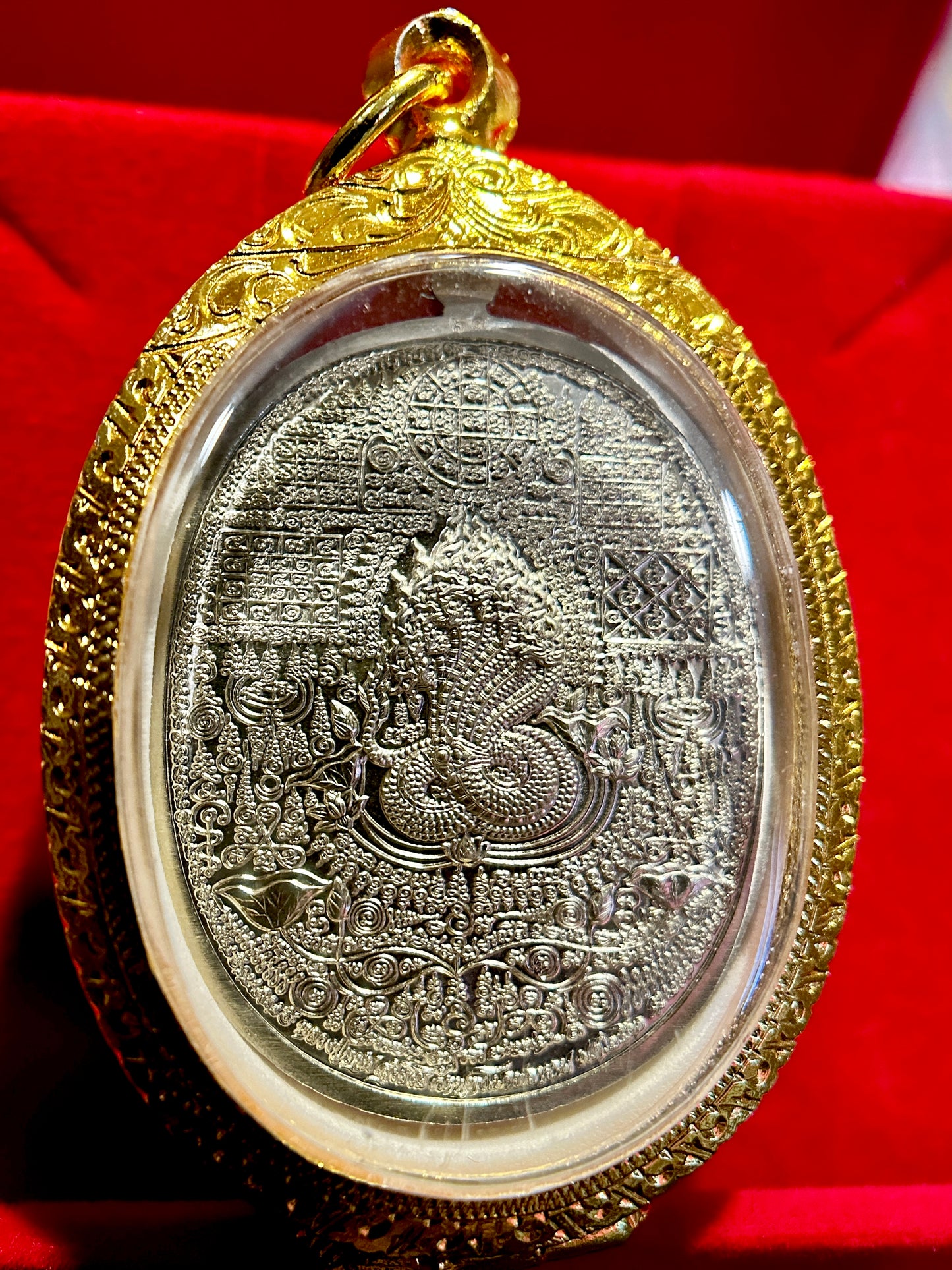 Phra Buddha on Lotus & Naga Guardian - Yantra Amulet