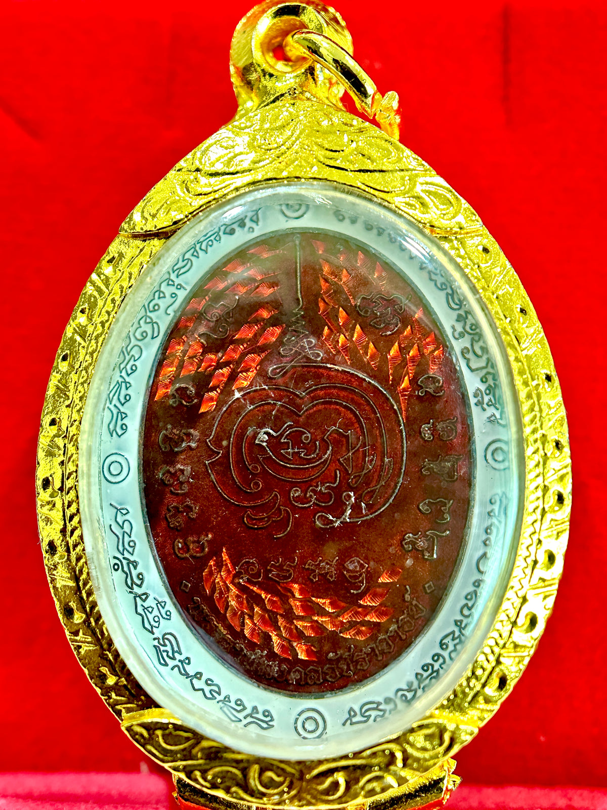 Triple Tao Wessuwan Sacred Yantra (Red & Gold)