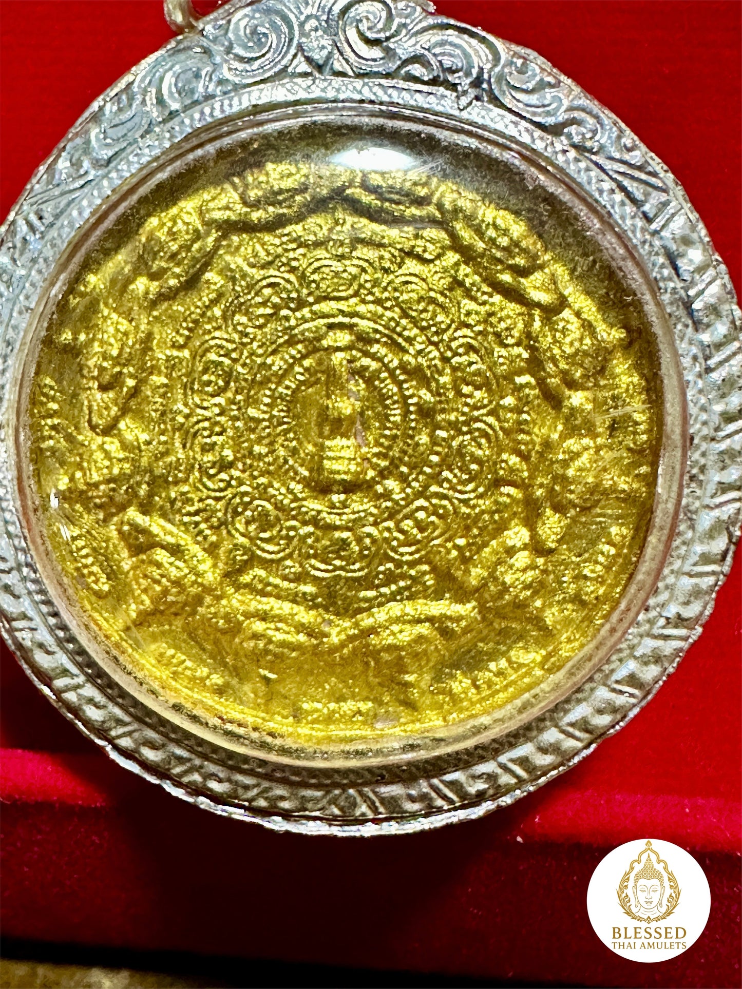 Golden Jatukham Rammathep & Rahu Protection