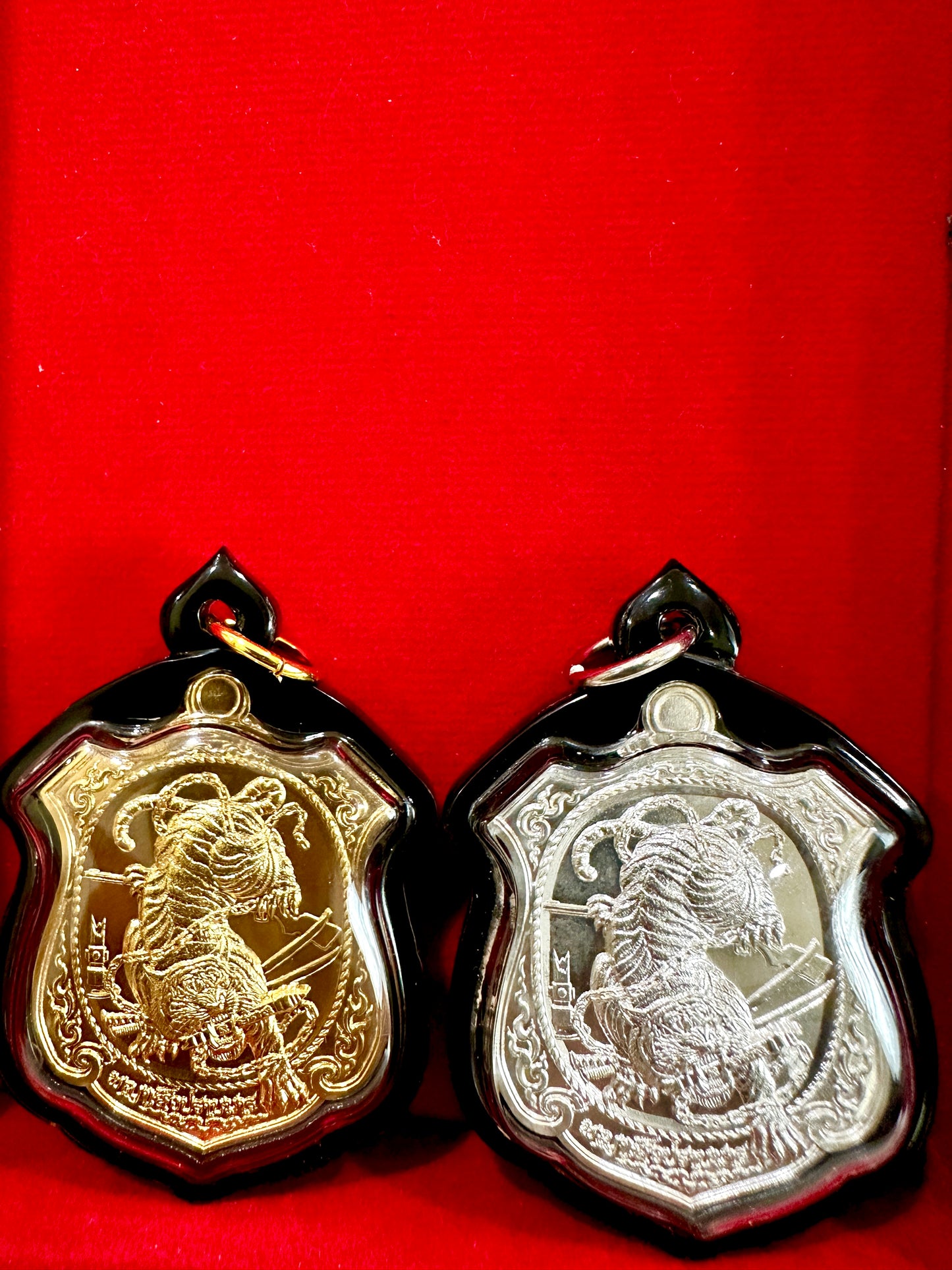 Bound Tiger Guardian Gold & Silver (Sacred Pair)