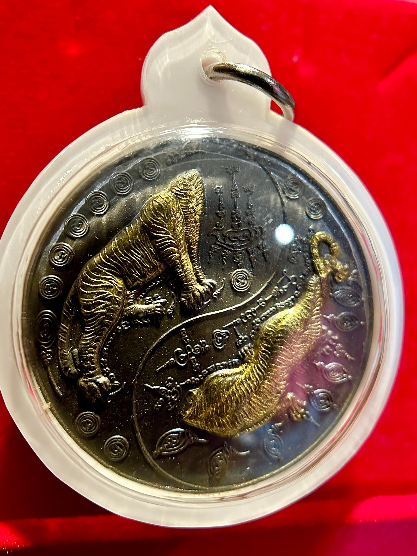 Suea Hua Khad Yin-Yang (Dark Steel)