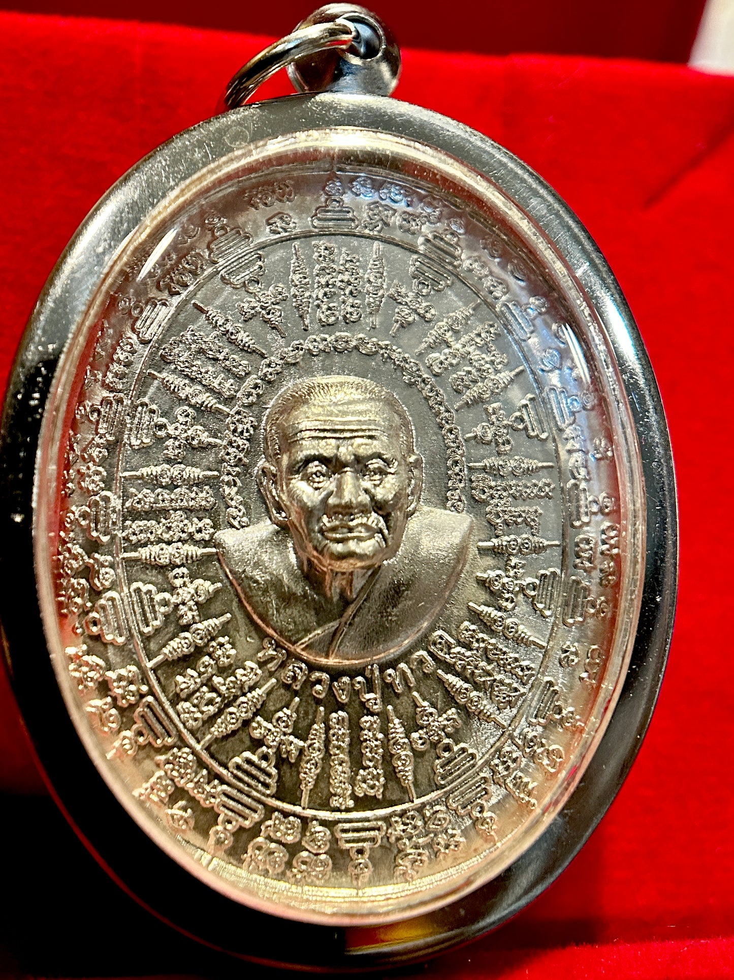 Luang Phor Thuat Sacred Yantra Guardian (Silver Edition)