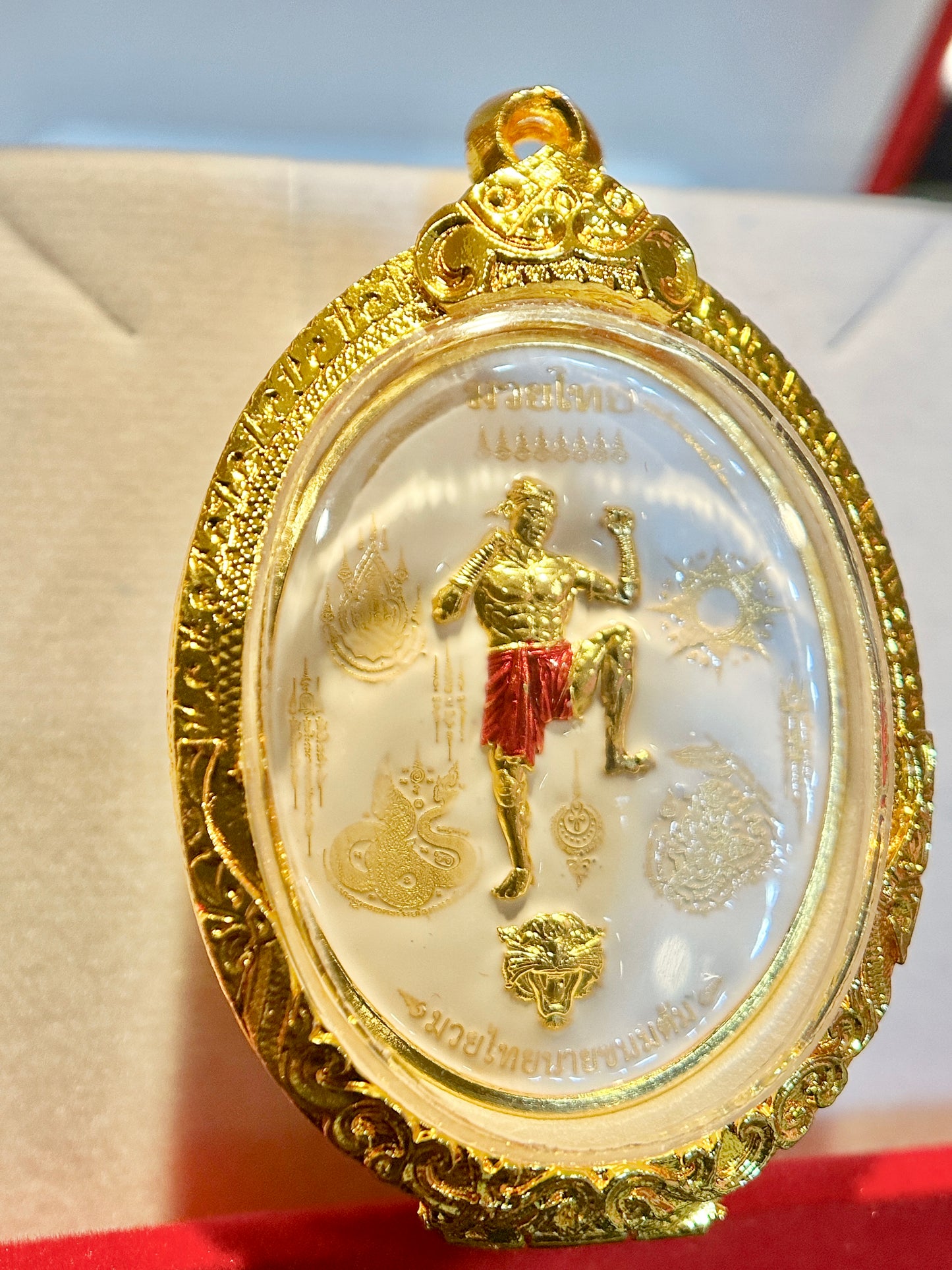 LIMITED EDITION Nai Khanom Tom (White & Gold)