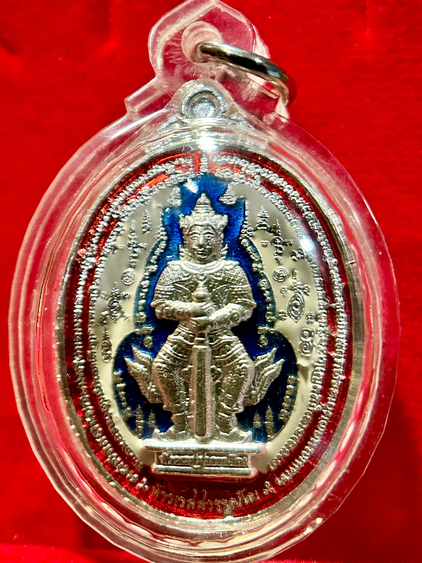 Tao Wessuwan Silver Sovereign