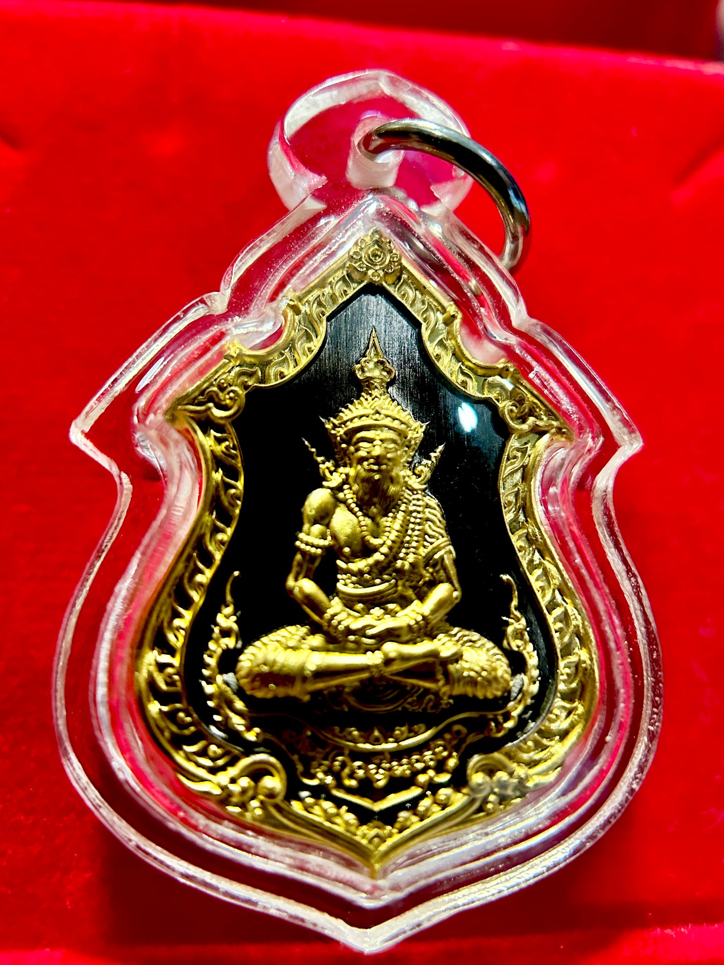 Lersi Ta Fai & Hanuman Riding Singha