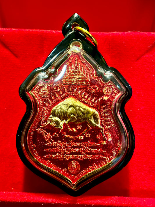 Golden Bull (Red/Black Case)