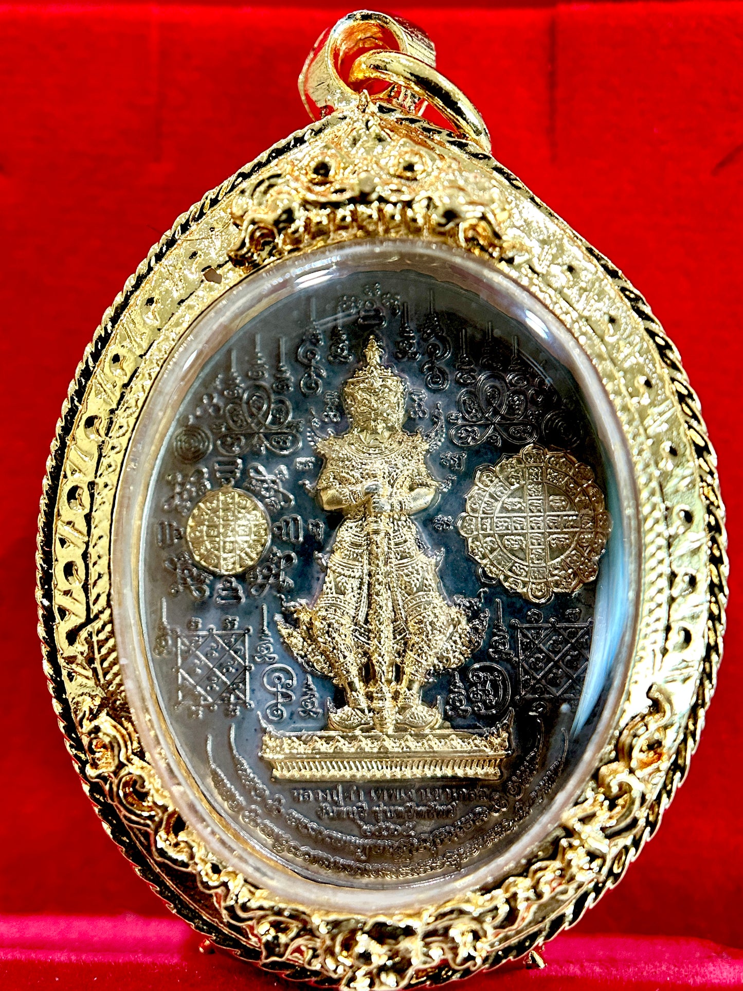 Tao Wessuwan & Garuda Divine Authority Amulet (Black & Gold Edition)