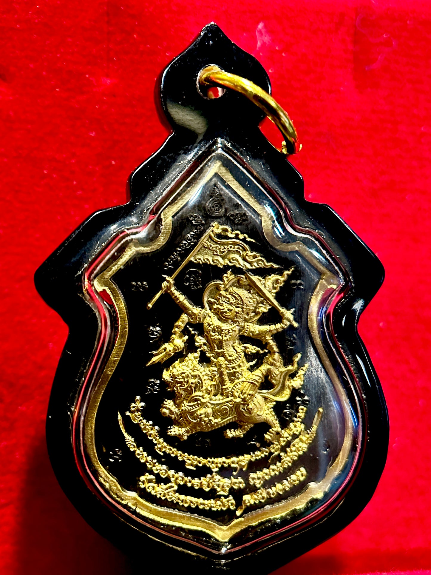 Lersi Ta Fai & Hanuman Riding Singha