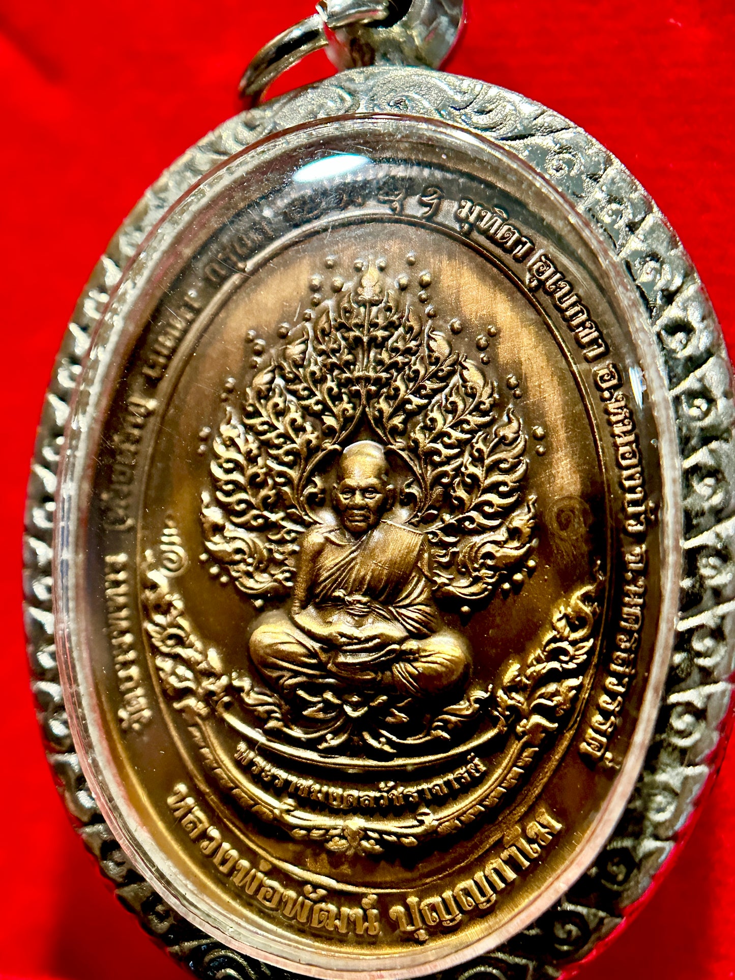 Phra Phrom,Vishvarupa & Luang Phor Phat