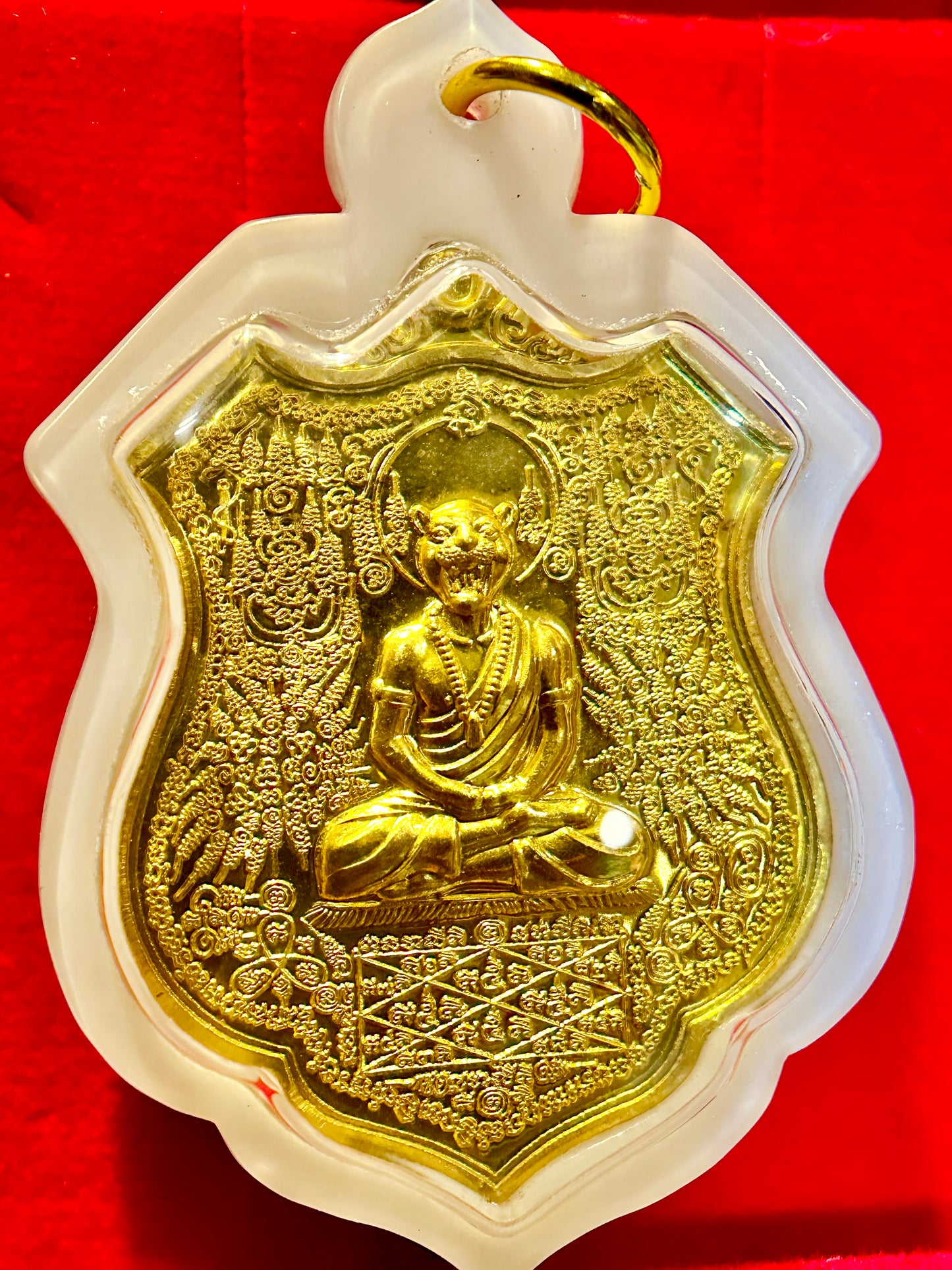 Lersi Tiger Ascend Amulet (Gold - White Case)