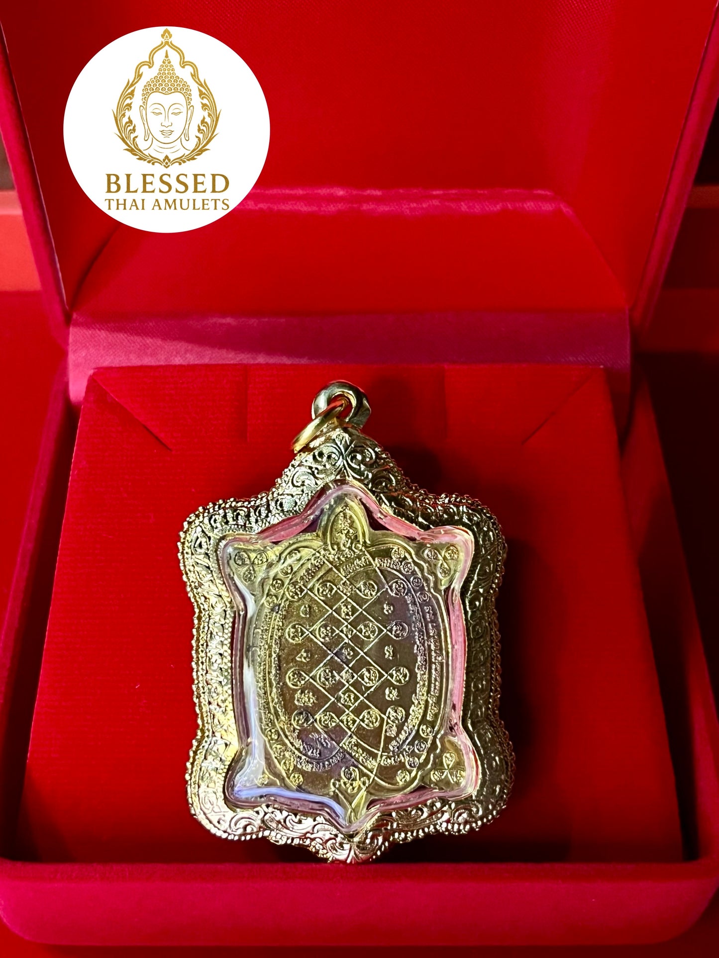 Turtle-Shaped Tao Wessuwan (Red/Gold)